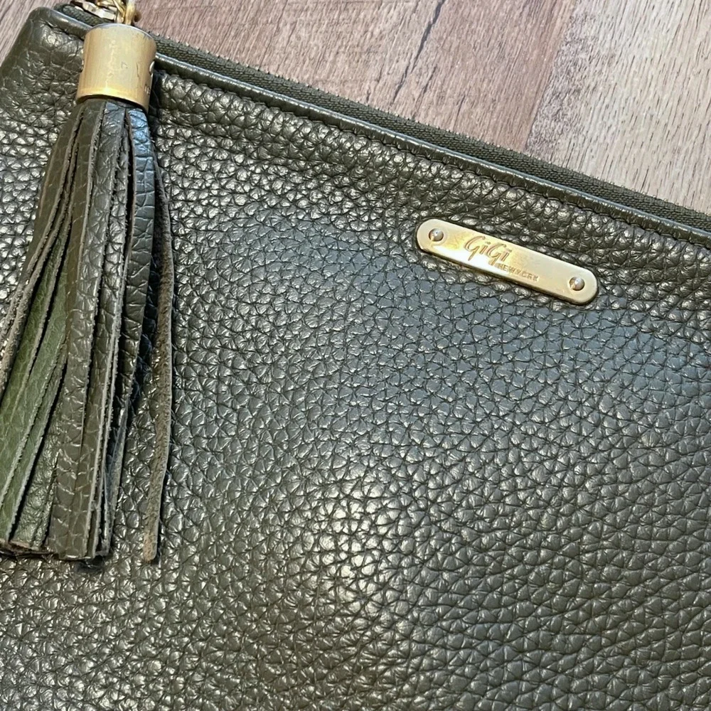 Gigi New York Leather‎ Tassel Clutch Olive Army Green Pebble Grain Casual Bag